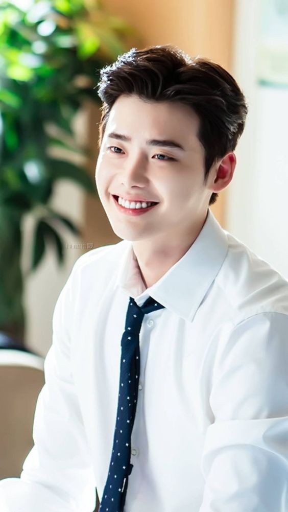 Lee Jong Suk và em gái quốc dân IU đều là tay chơi bất động sản, có tình trường dày đặc ảnh 9