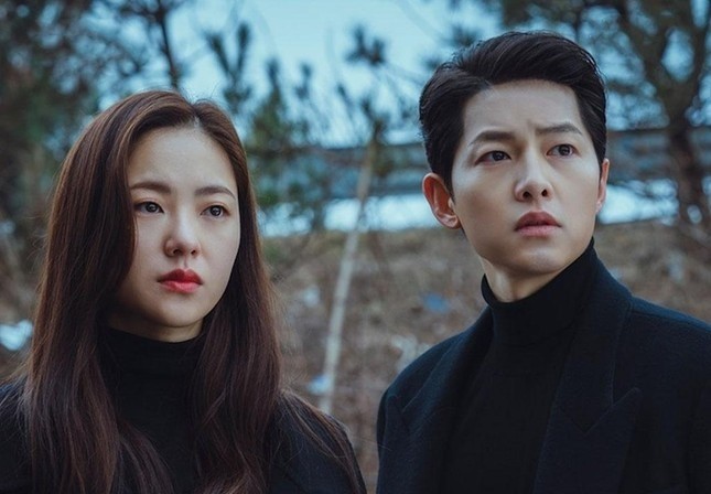 4 mối tình không công khai của Song Joong Ki trước khi cưới lần hai ảnh 6