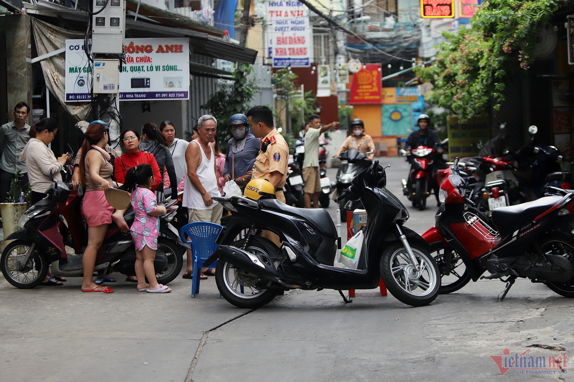 Kinh hoàng hiện trường cháy nhà khiến 3 ông cháu tử vong ở Nha Trang ảnh 11