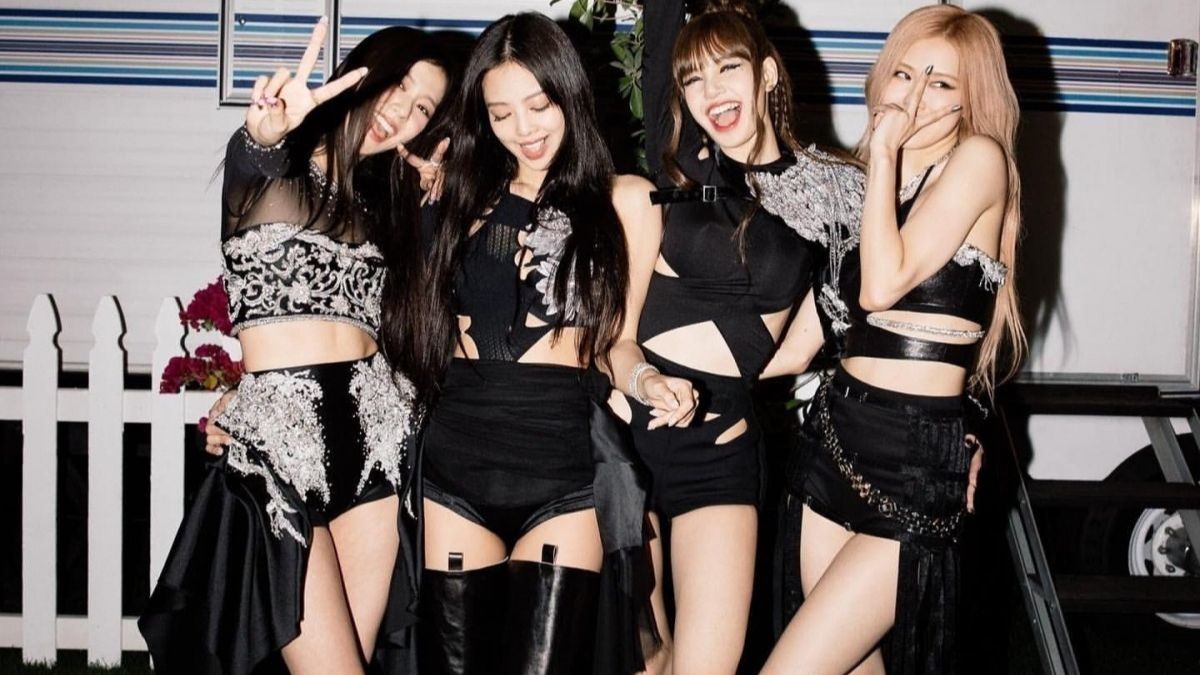 Cầu cứu dân mạng săn vé BlackPink cho con ảnh 2