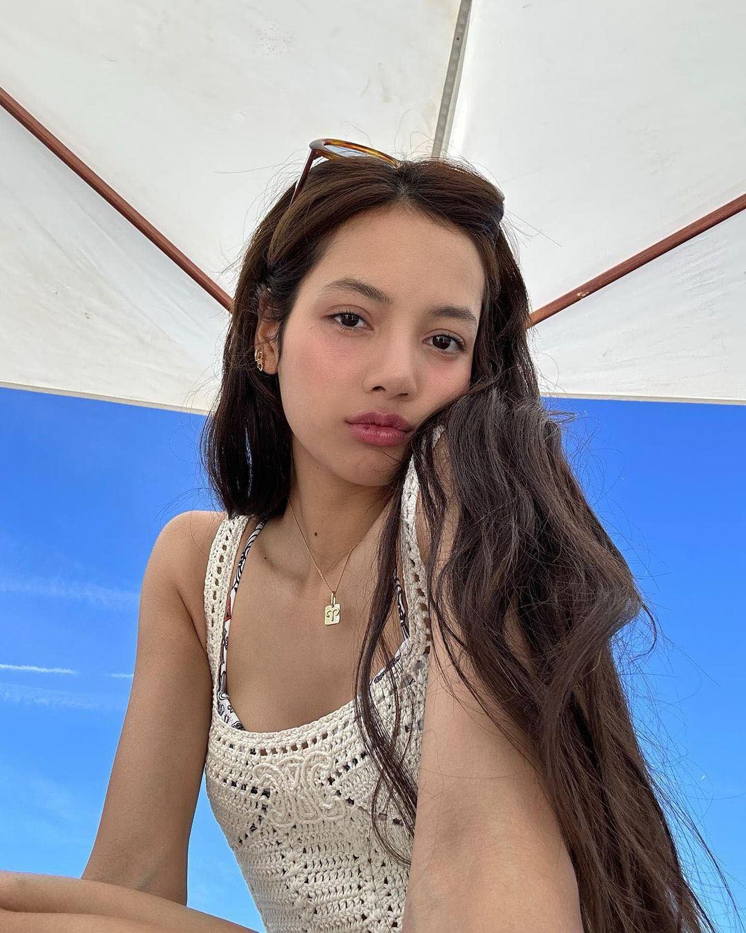 Lisa (BlackPink) xả loạt ảnh bikini ảnh 10
