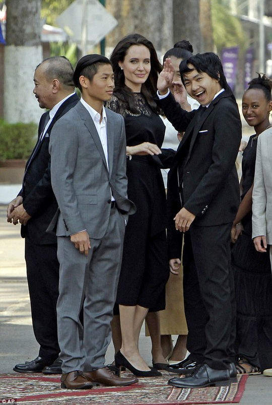 Pax Thien - Angelina Jolie's adopted Vietnamese-born child, photo 5