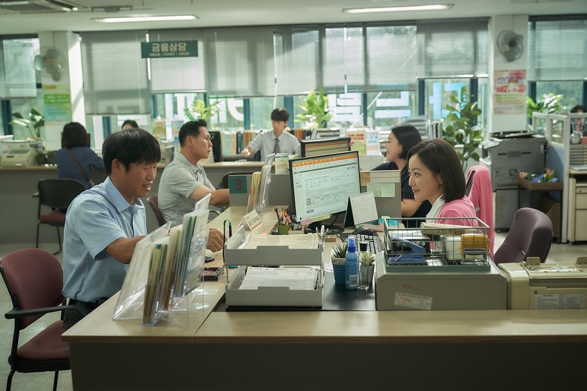 Sự trở lại bất ngờ của quốc bảo nhan sắc Kim Hee Sun ảnh 2
