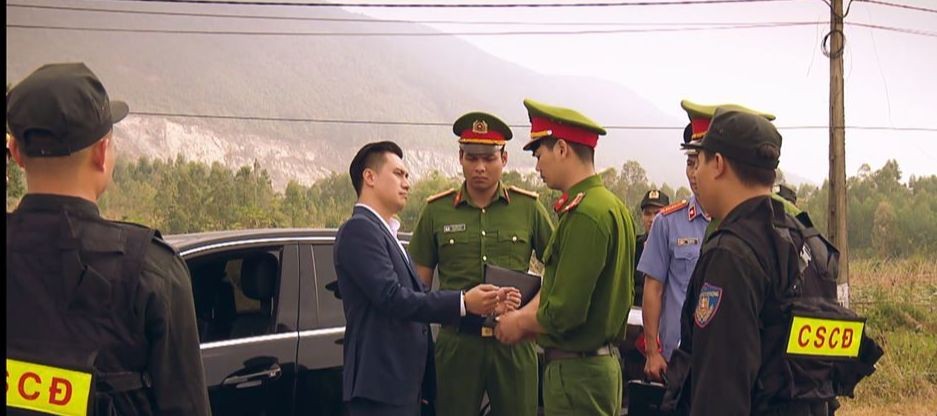 Phim truyền hình Việt đình đám về chạy án, hối lộ - Ảnh 6.
