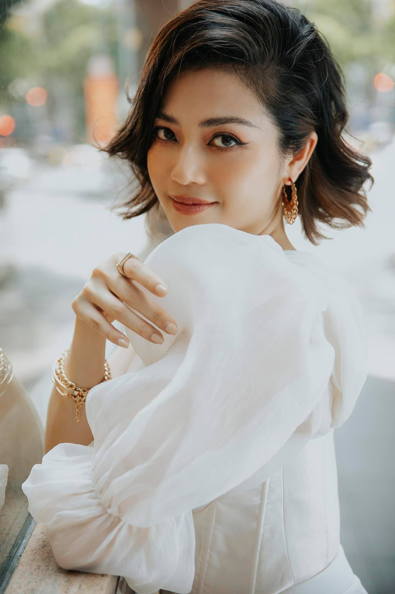Đời tư của ba nữ chính 'Gia đình mình vui bất thình lình' ảnh 13