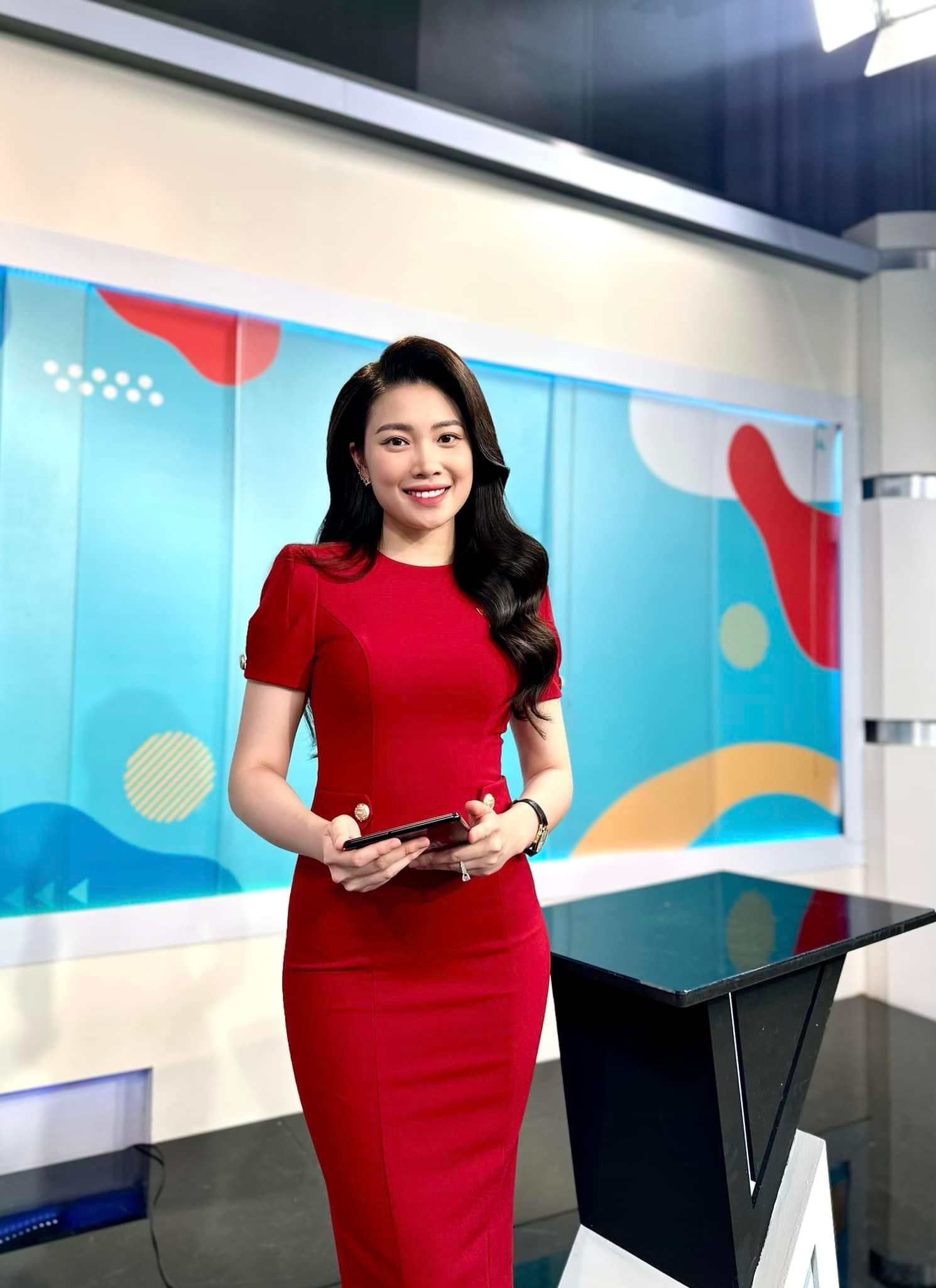 Tiết lộ về bộ đôi MC tài chính Hoàng Nam - Điệp Anh ảnh 12