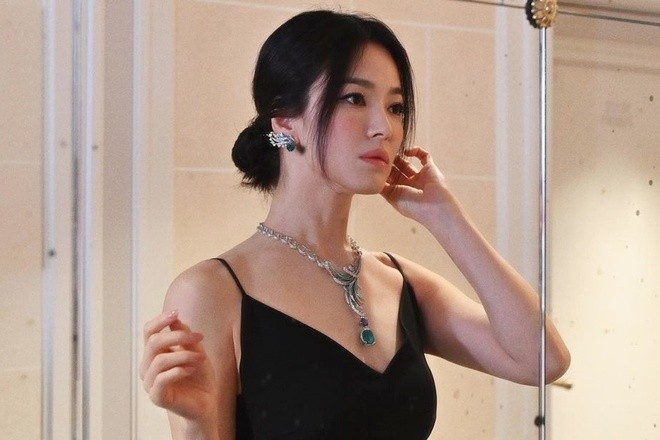 Song Hye Kyo phá vỡ hình tượng ngọc nữ ảnh 3