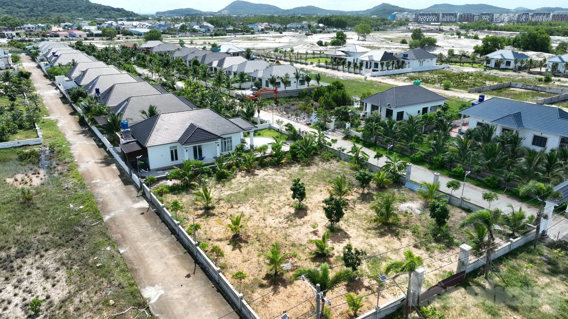 79 biệt thự xây dựng trái phép ở Phú Quốc, mới cưỡng chế phá dỡ được 2 căn - Ảnh 9.