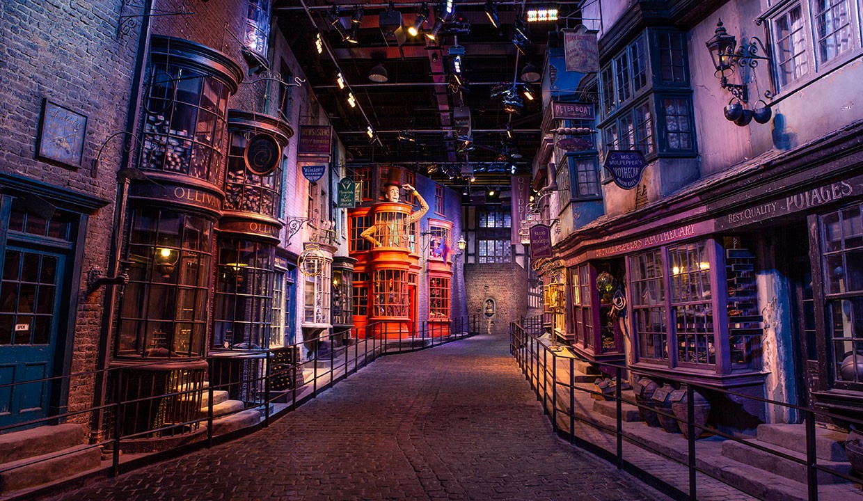 Có gì bên trong thế giới phép thuật đầy mê hoặc của Harry Potter ở Tokyo? ảnh 4