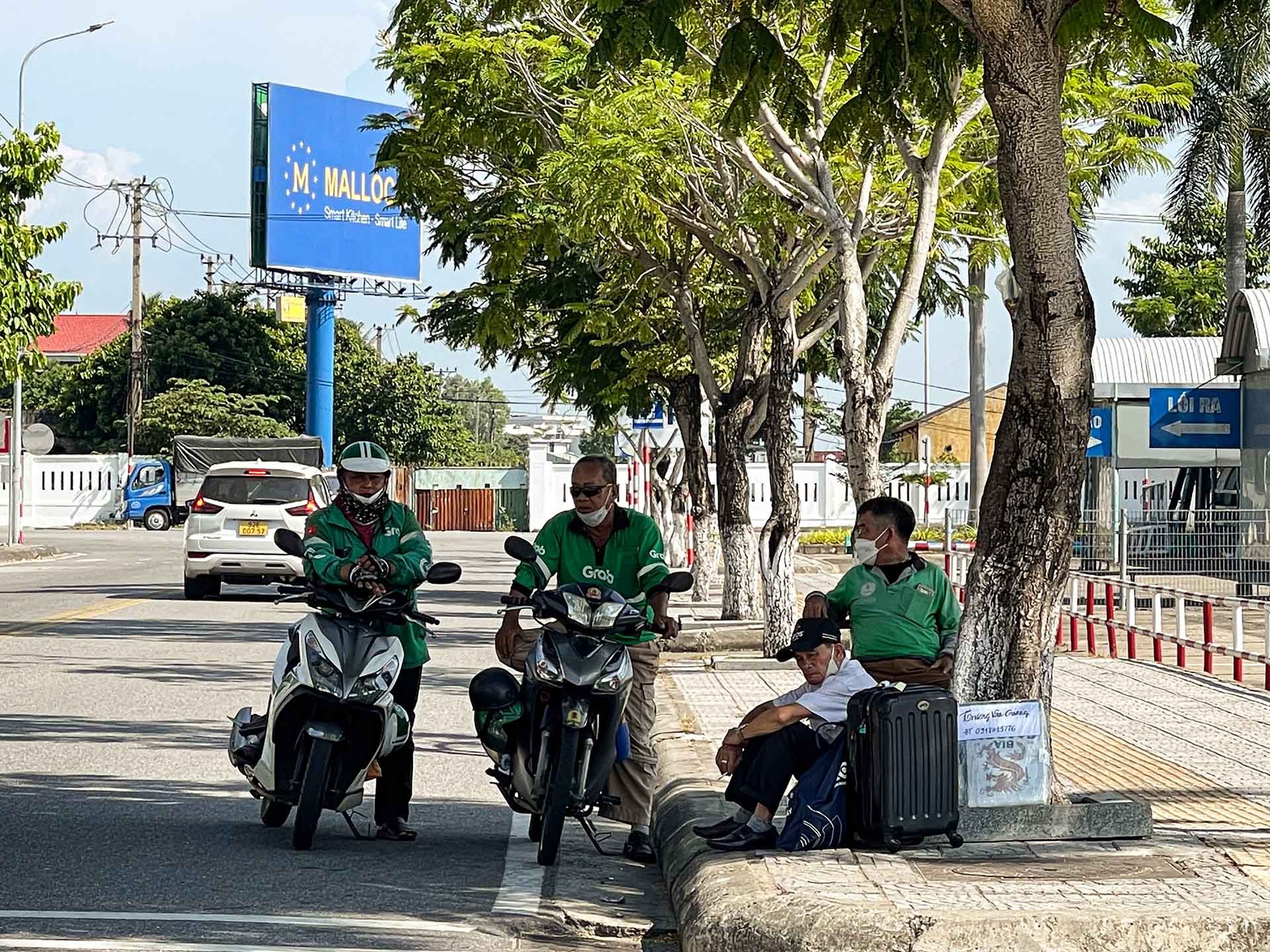 Gồng mình mưu sinh dưới ‘chảo lửa’ Đà Nẵng những ngày nắng cực độ ảnh 15