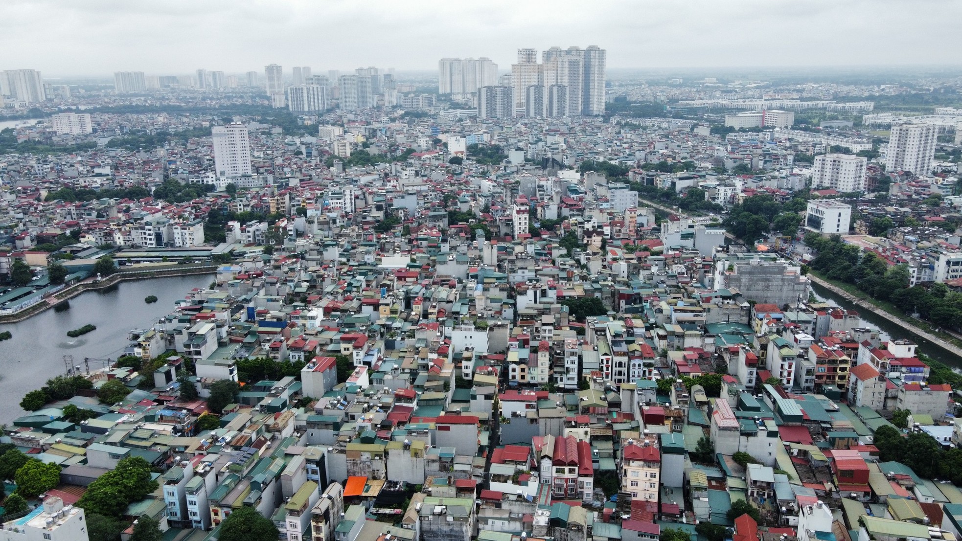 'Thủ phủ' chung cư mini gần nơi xảy ra vụ cháy kinh hoàng ở Hà Nội
