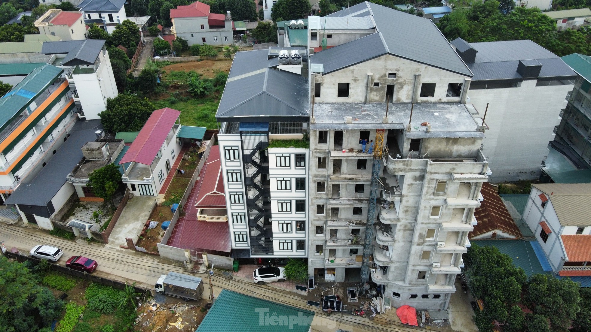 Kiểm tra 'thủ phủ' chung cư mini không phép ở ngoại thành Hà Nội