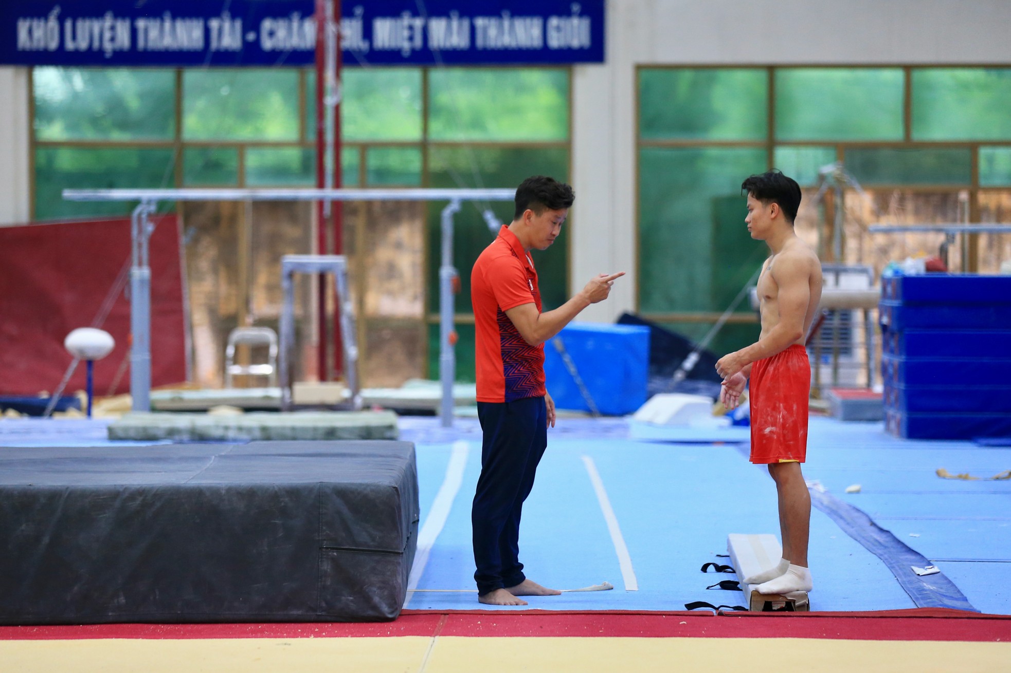 Em trai cựu tuyển thủ TDDC quốc gia Phạm Phước Hưng thay Đinh Phương Thành tham dự ASIAD 19 ảnh 1