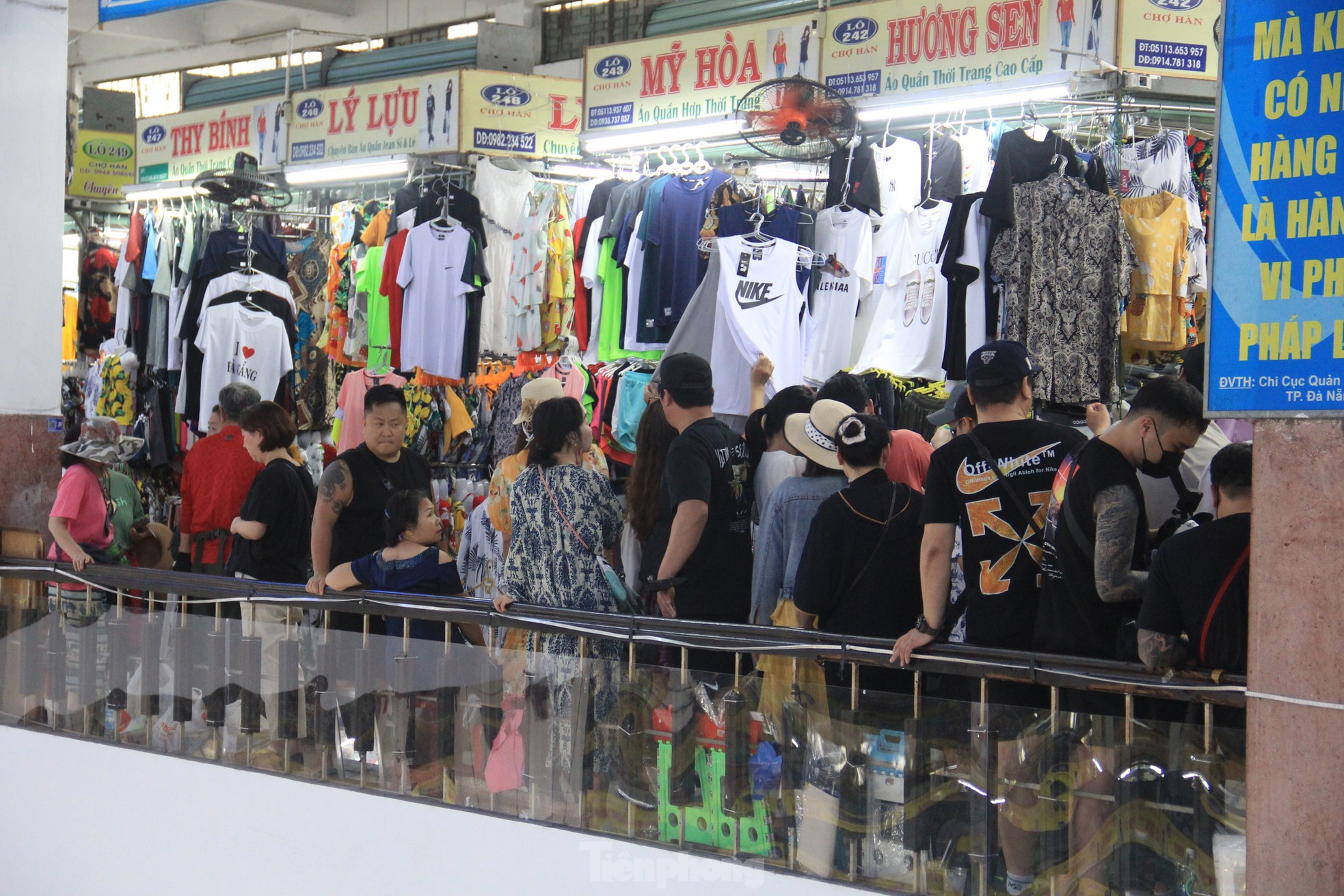 Lý do khách du lịch quốc tế đổ xô đến chợ Hàn - Đà Nẵng - Ảnh 9.
