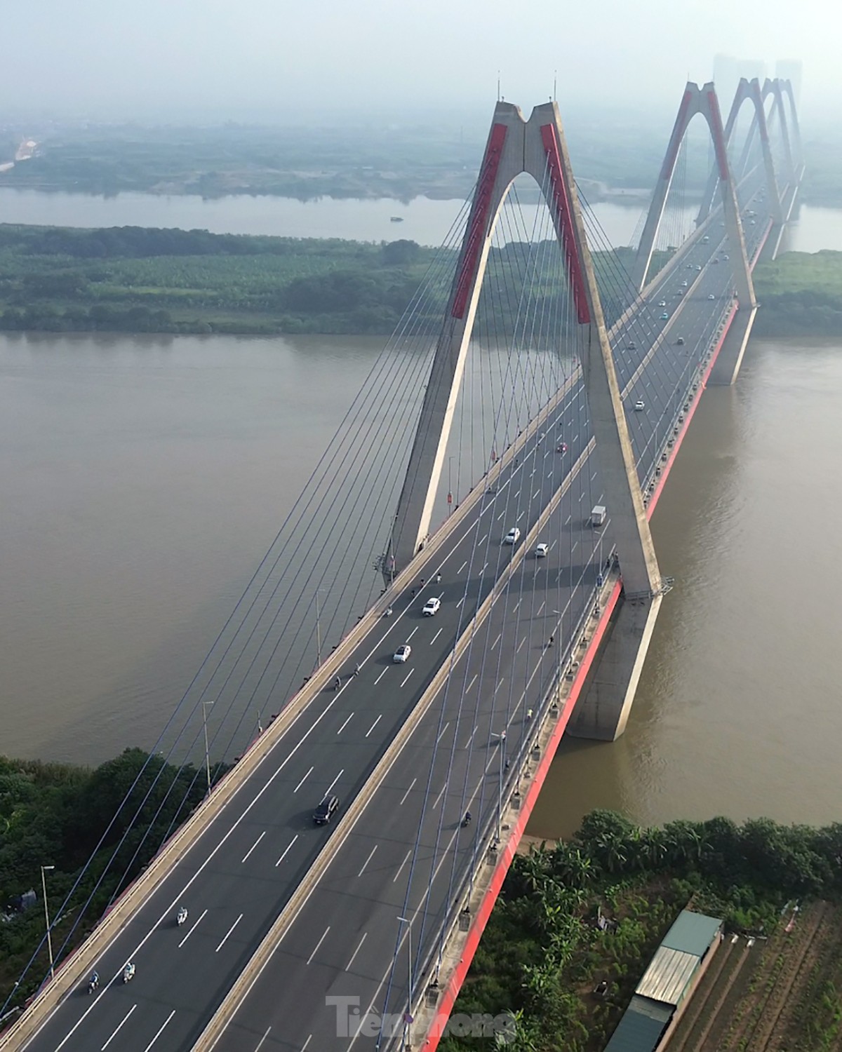 Khám phá Cầu Nhật Tân - Cây cầu thép dây văng lớn nhất Việt Nam - Ảnh 6.