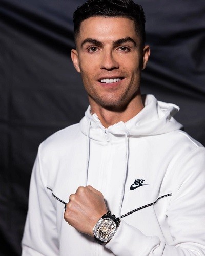 Cristiano Ronaldo's luxury diamond watch collection photo 3