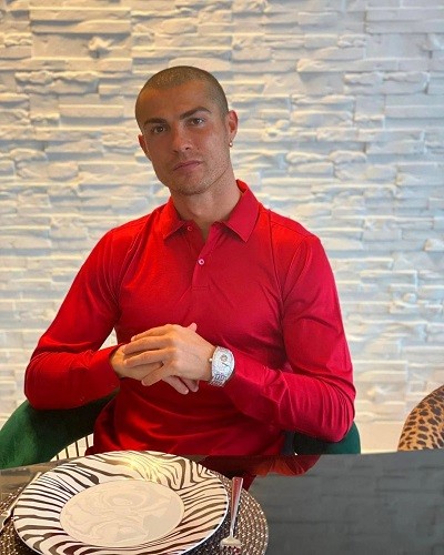 Cristiano Ronaldo's luxury diamond watch collection photo 11