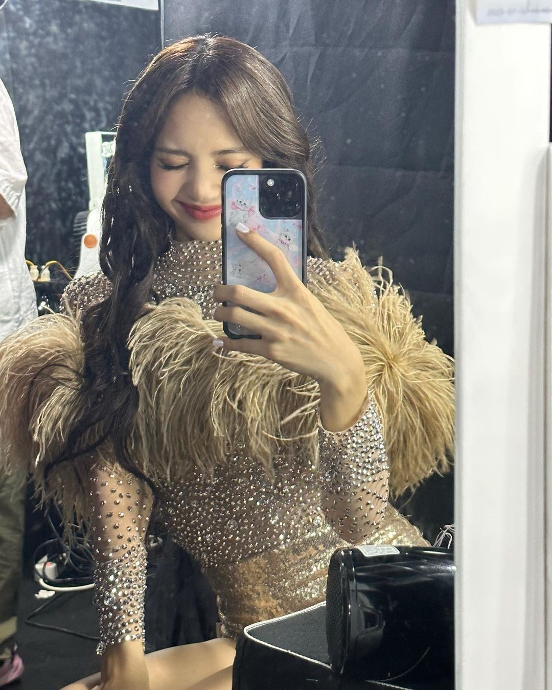 Lisa (BlackPink): ‘Cảm ơn Việt Nam’ ảnh 2
