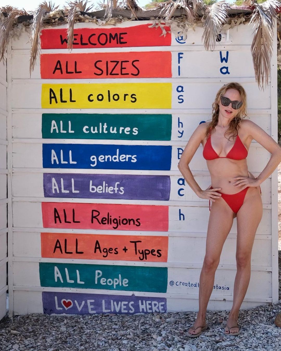 Khi phụ nữ tuổi 50, 60 diện bikini ảnh 9