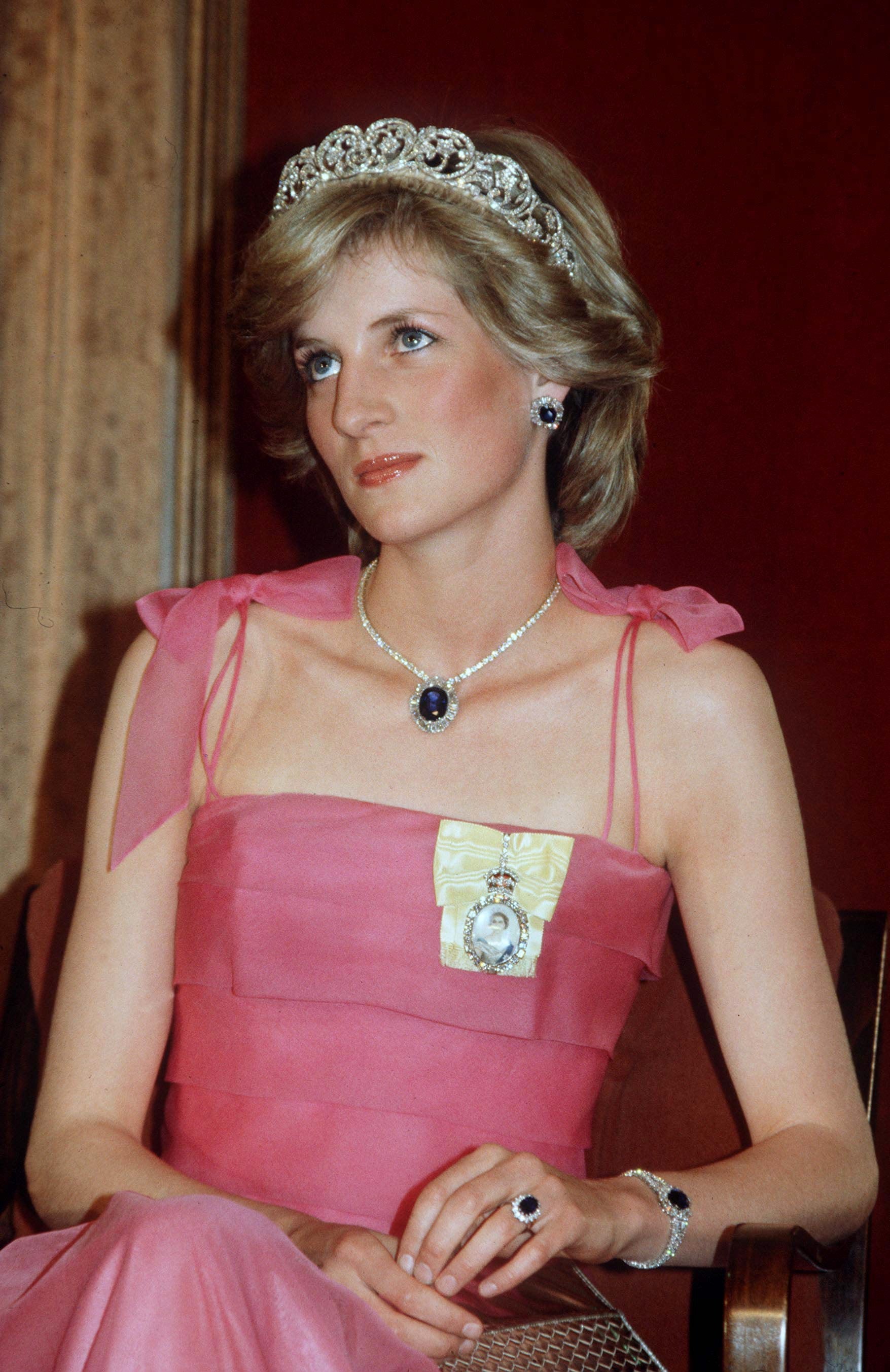 Qua đời 26 năm, hình ảnh Công nương Diana vẫn đầy sức hút ảnh 9