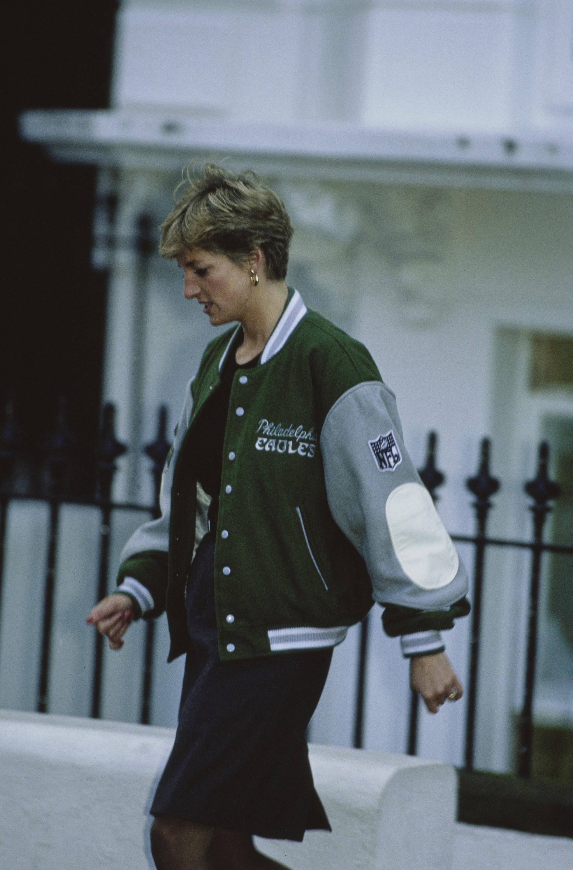 Qua đời 26 năm, hình ảnh Công nương Diana vẫn đầy sức hút ảnh 15