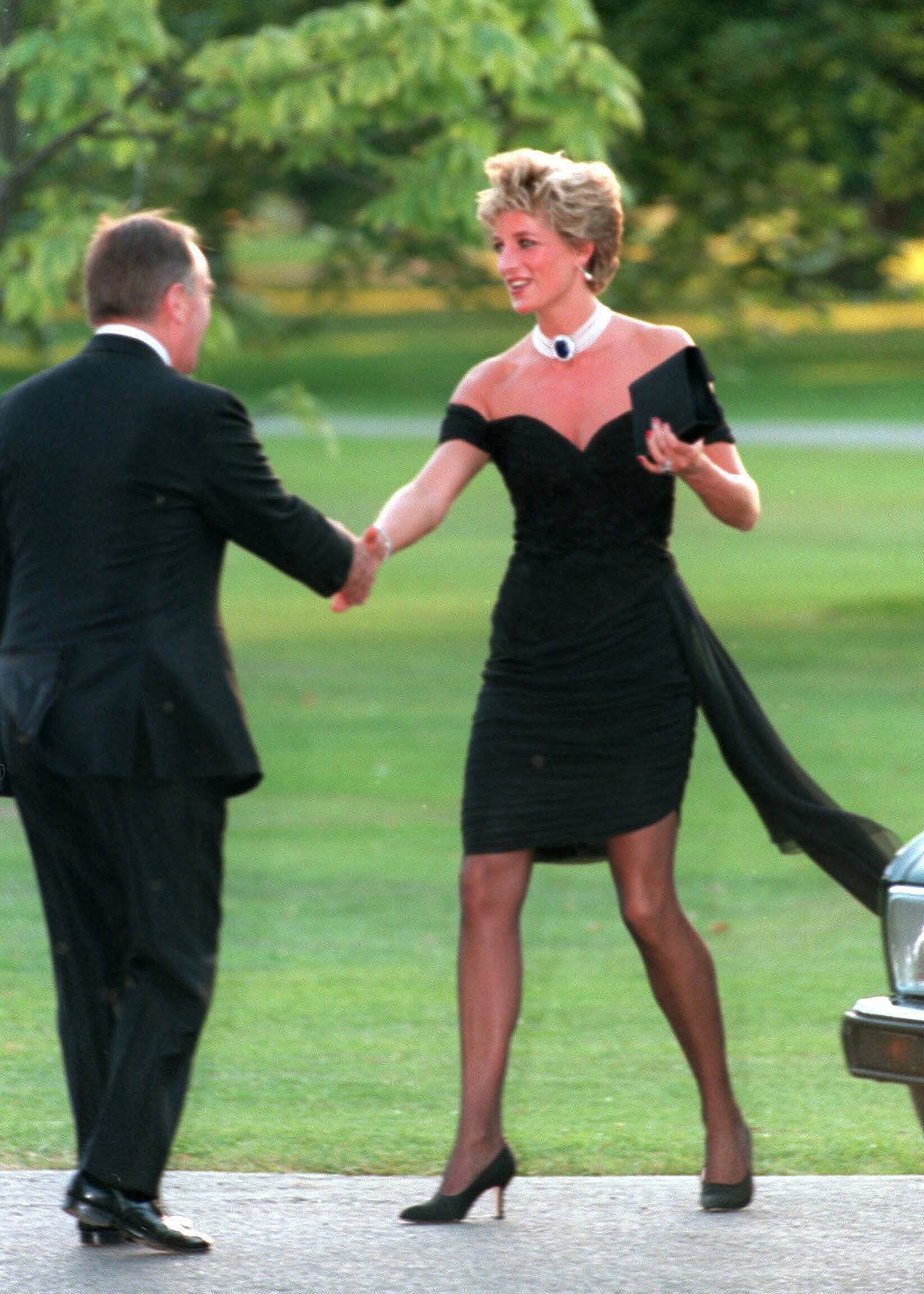 Qua đời 26 năm, hình ảnh Công nương Diana vẫn đầy sức hút ảnh 20
