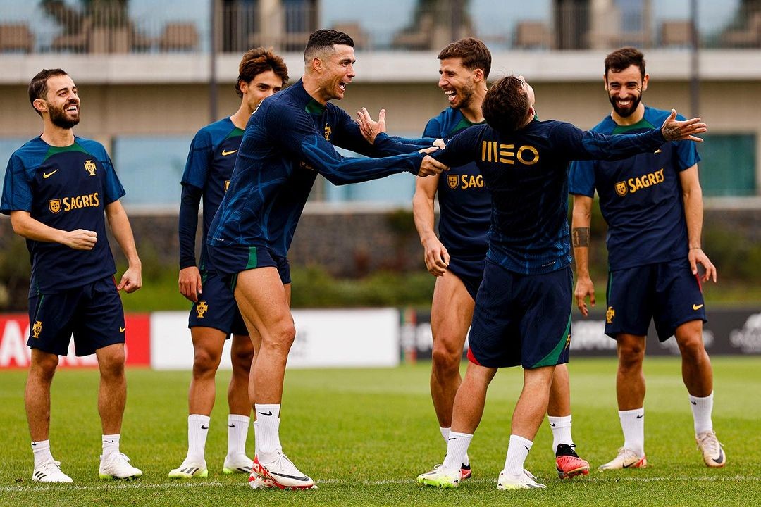 Bạn gái Cristiano Ronaldo trên thảm đỏ ảnh 10