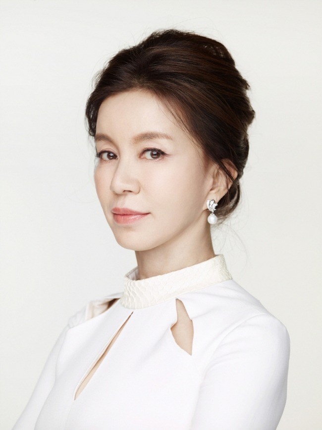Số phận những em gái quốc dân ở showbiz ảnh 2