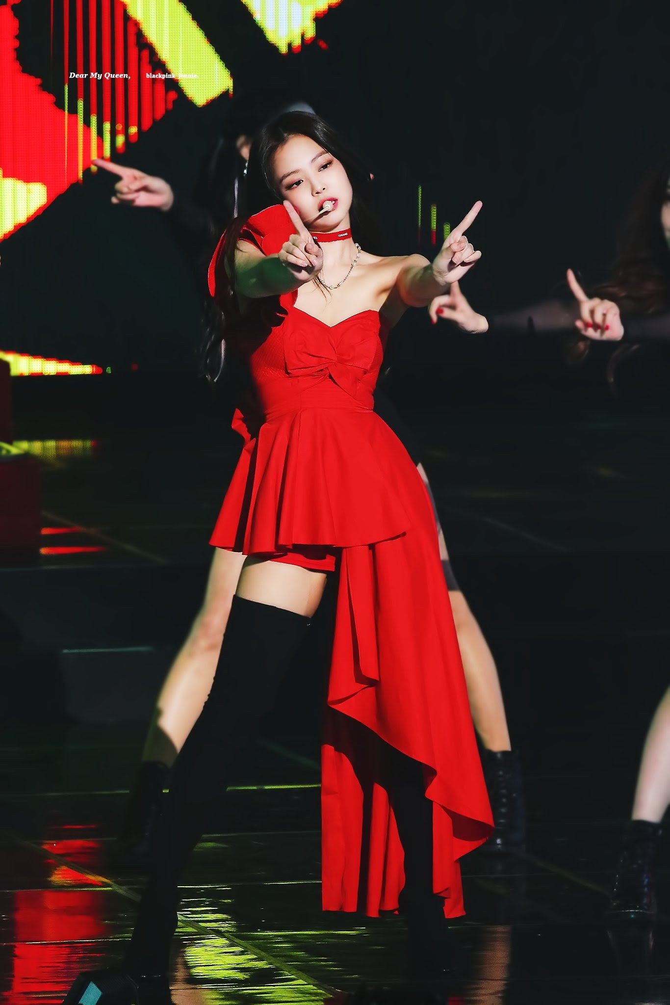 Khoảnh khắc đẹp nhất mọi thời đại của Jennie (BlackPink) ảnh 21