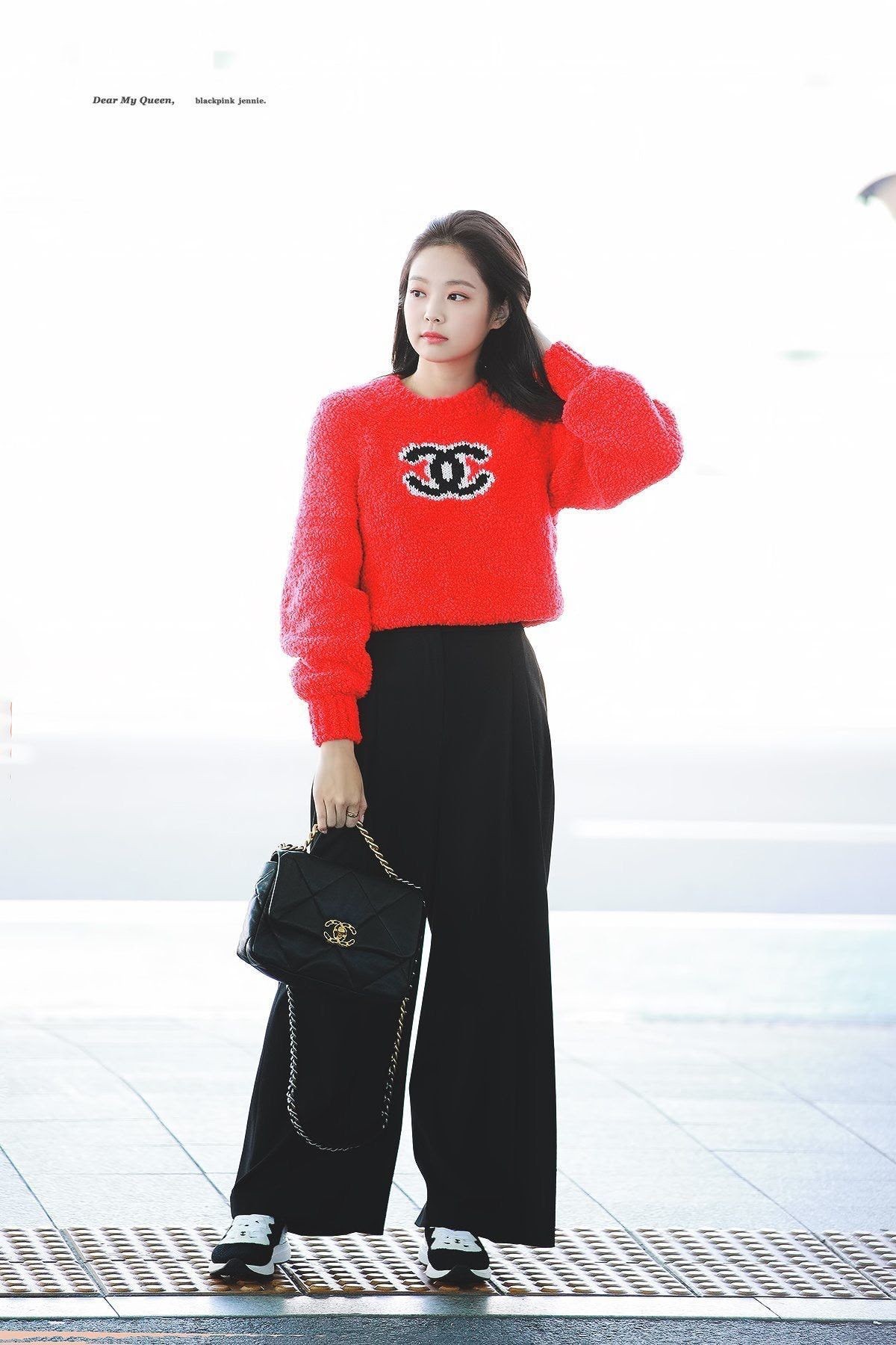 Khoảnh khắc đẹp nhất mọi thời đại của Jennie (BlackPink) ảnh 28