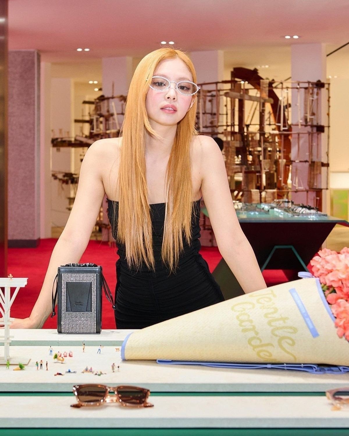 Khoảnh khắc đẹp nhất mọi thời đại của Jennie (BlackPink) ảnh 36