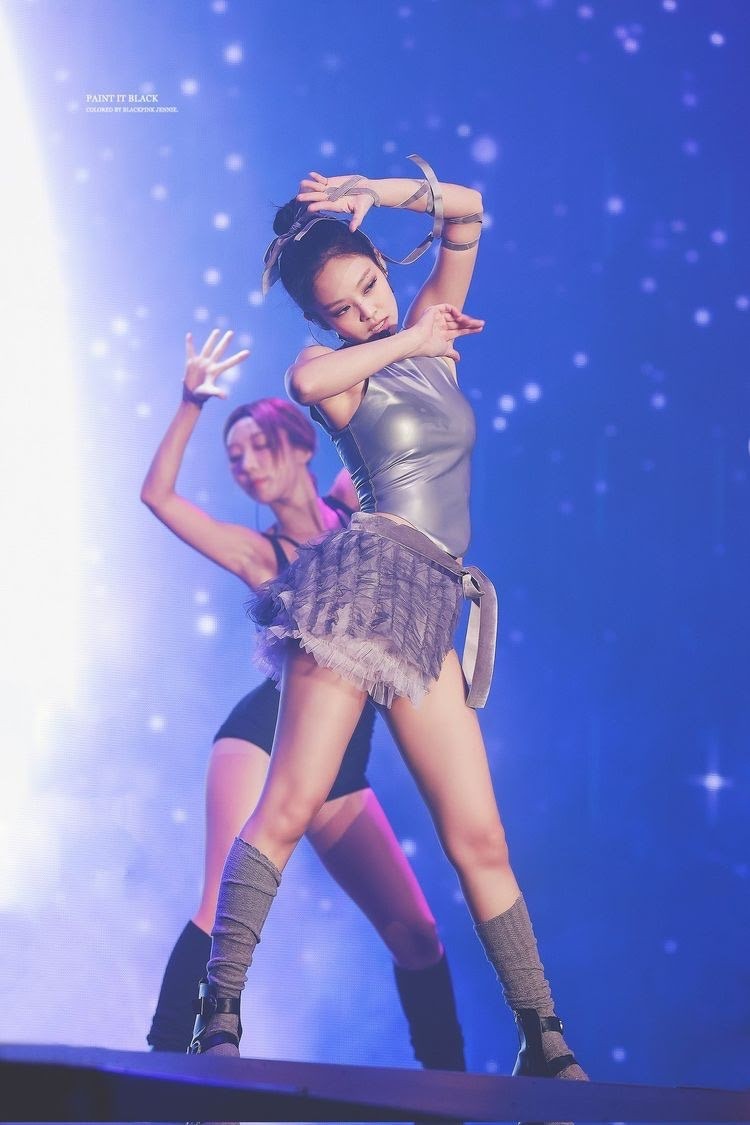 Khoảnh khắc đẹp nhất mọi thời đại của Jennie (BlackPink) ảnh 42