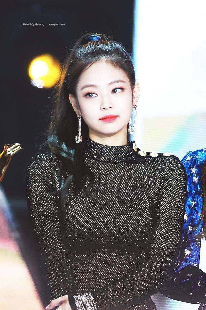 Khoảnh khắc đẹp nhất mọi thời đại của Jennie (BlackPink) ảnh 7