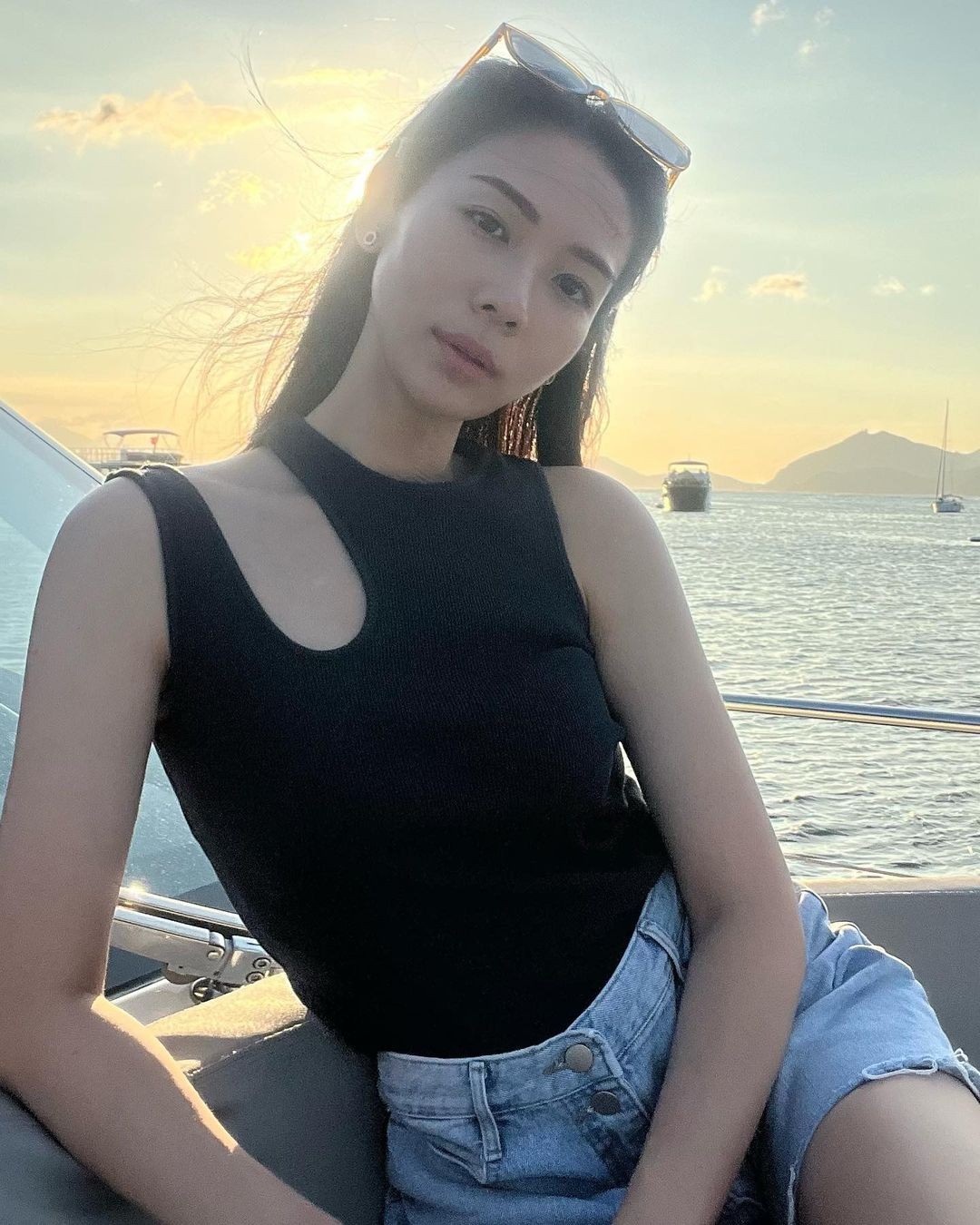 Điểm mặt nữ thần Malaysia nổi tiếng có gương mặt ngây thơ, thân hình sexy ảnh 16