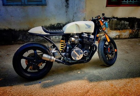 Honda Cb750 Độ Cafe Racer Siêu Độc Tại Sài Gòn