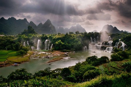 10 thắng cảnh thiên nhiên đẹp và huyền bí ở châu Á