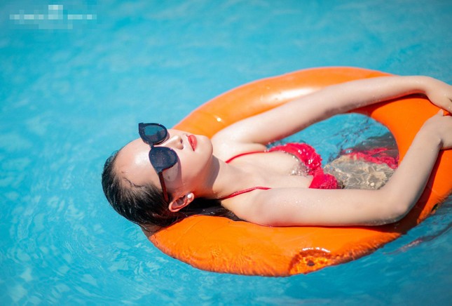 Dàn người đẹp Hoa hậu Việt Nam cực nóng bỏng với bikini ảnh 3