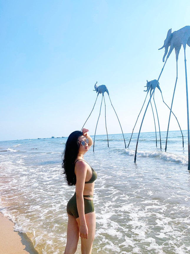 Dàn người đẹp Hoa hậu Việt Nam cực nóng bỏng với bikini ảnh 10