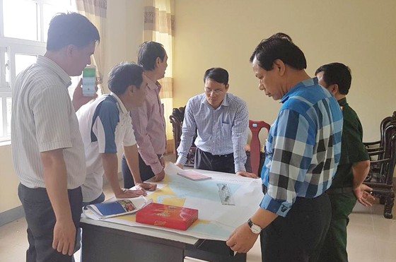 Cứu sống nhiều thuyền viên vụ chìm tàu ở Nghệ An ảnh 12