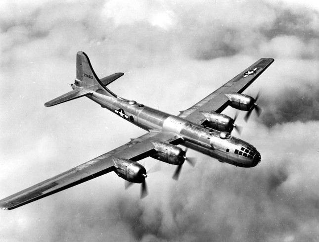Nguyên mẫu B-29 Superfortress- máy bay ném bom hạng nặng do nước nào sản xuất?