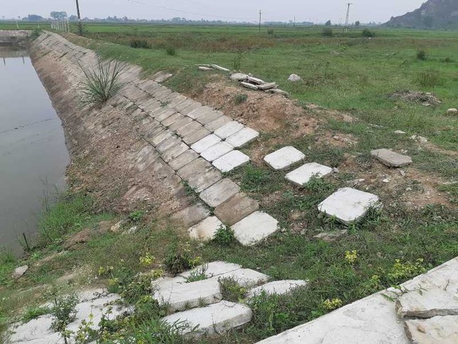 Nhà máy nước chục tỷ ì ạch, gần nghìn dân 'khát' nước sạch ảnh 4
