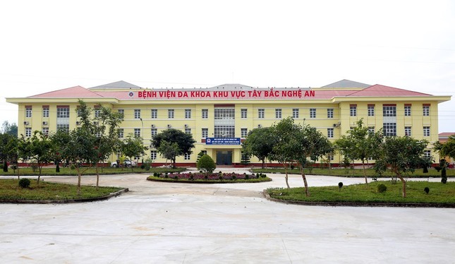 Nghệ An cách ly người đàn ông tiếp xúc gián tiếp với bệnh nhân mắc Covid-19 ảnh 1