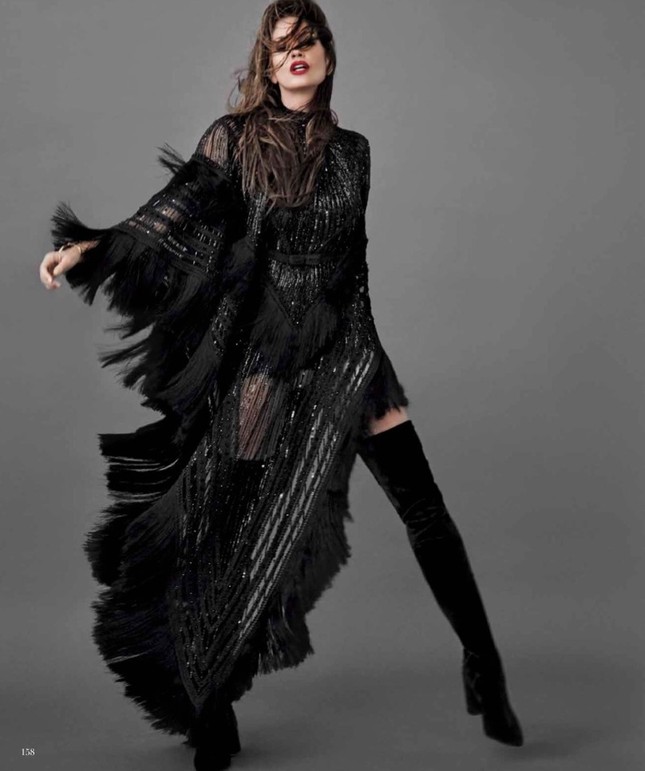 Siêu mẫu huyền thoại Cindy Crawford U60 vẫn không thôi quyến rũ ảnh 5