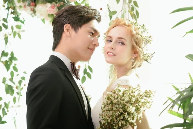 Những chuyện tình 'xuyên biên giới' nổi tiếng mạng xã hội ảnh 1