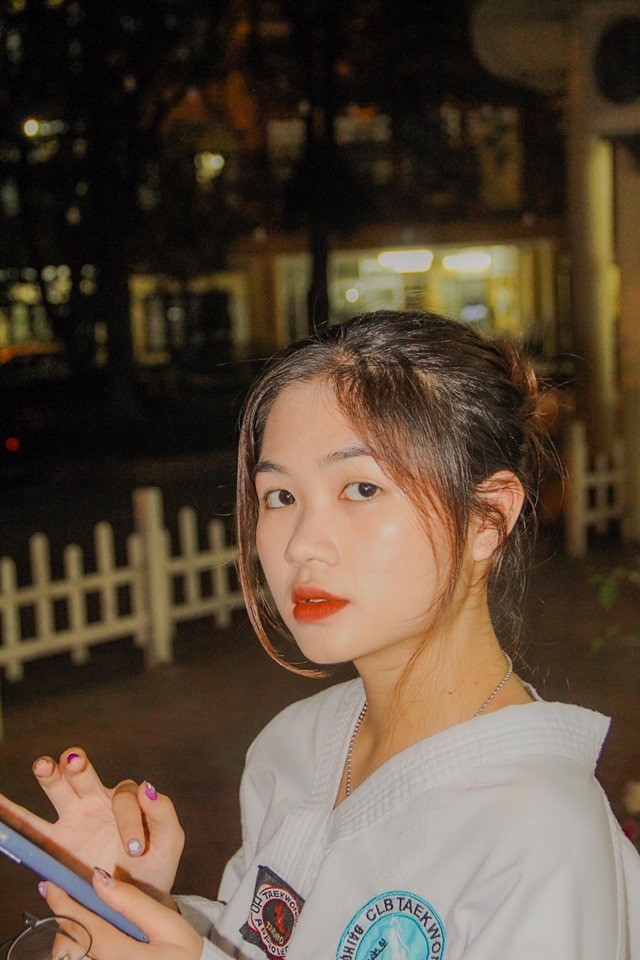 Dàn bóng hồng vừa xinh vừa giỏi Taekwondo của trường đại học Kinh tế quốc dân ảnh 8