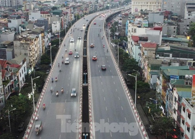 Cầu Vĩnh Tuy khớp nối thế nào với đường trên cao Vành đai 2 sắp thông xe? ảnh 10