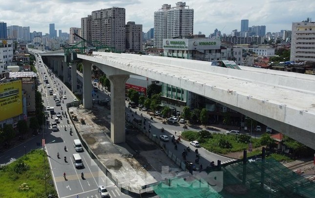 Cầu Vĩnh Tuy khớp nối thế nào với đường trên cao Vành đai 2 sắp thông xe? ảnh 6