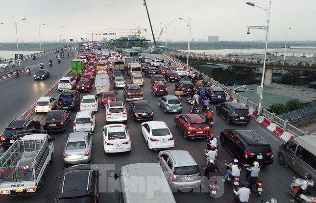 Cầu Vĩnh Tuy khớp nối thế nào với đường trên cao Vành đai 2 sắp thông xe? ảnh 7