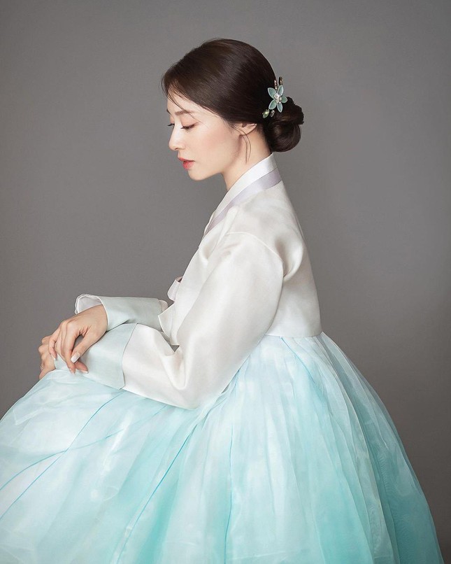 Những hình ảnh đầu tiên về địa điểm và khách mời ở đám cưới 'Cô dâu tháng Mười Hai' Jiyeon T-ARA ảnh 21