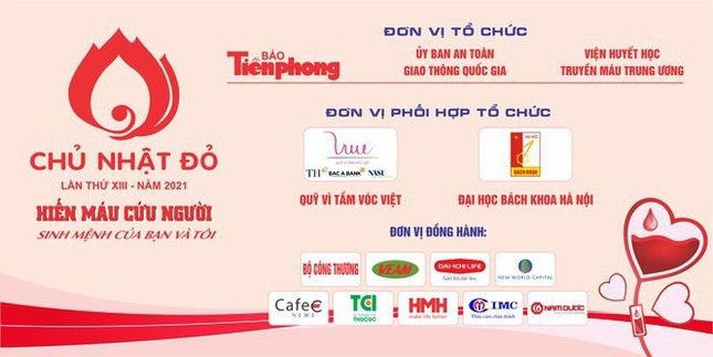 Sôi động Chủ nhật Đỏ tại TPHCM ảnh 12